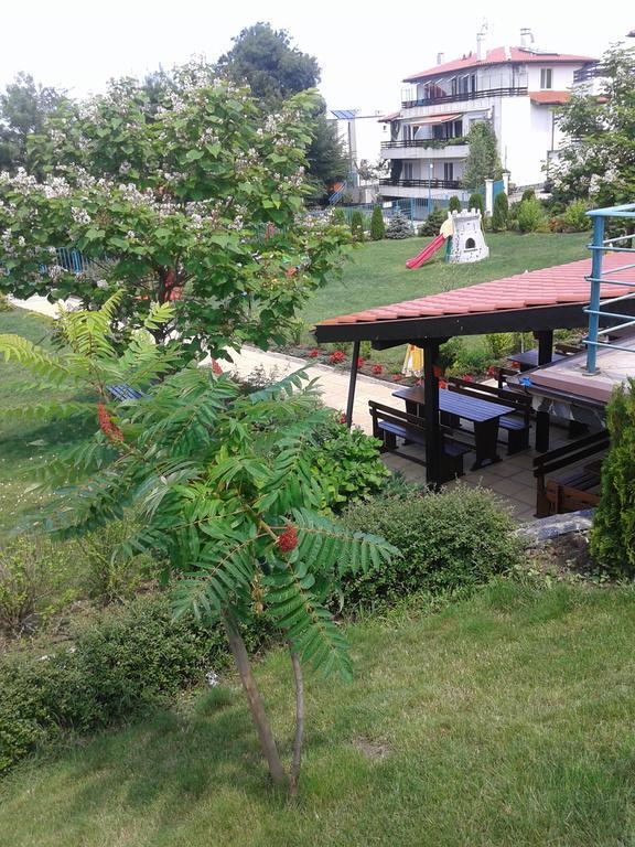 Caprice Apartment In Lozenec Kiten  Exterior photo